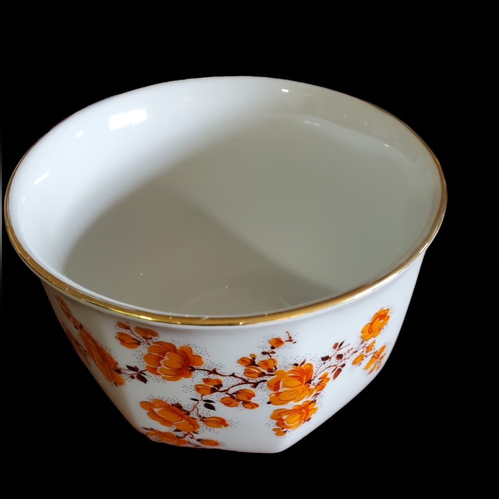 Vintage Bareuther Waldsassen Bavaria Germany Floral Planter 184 ~ Pre-Owned - Picture 7 of 10